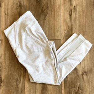 Lululemon Train Times 7/8 pant - white/gray sz8